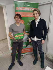 Polska Korporacja Recyklingu w firmie C2C w Lublinie z pokazami działania sorbentu RE-ABSORBENT OIL